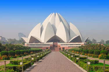 Exploring the prominent landmarks of Delhi